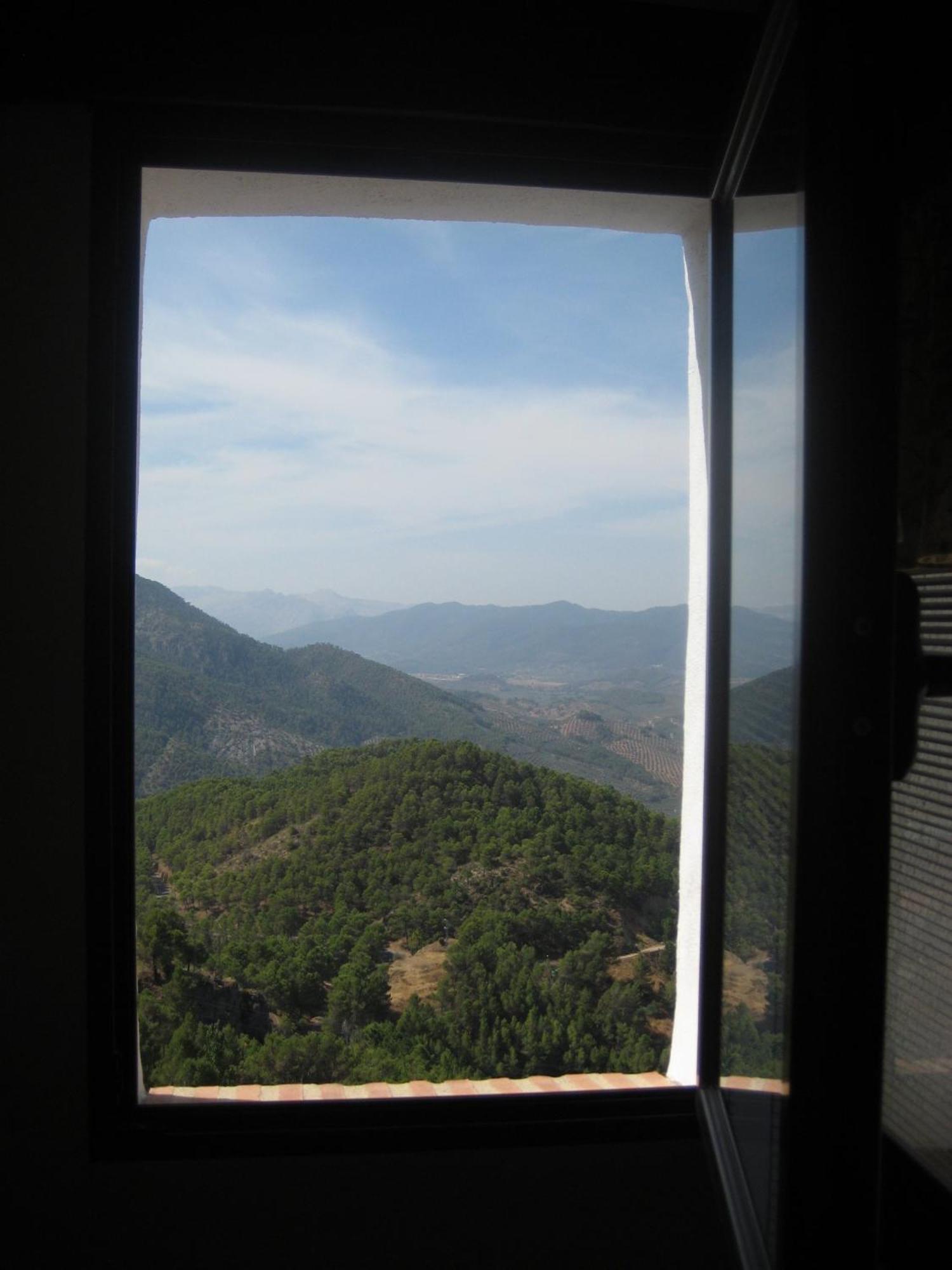 Alojamientos Messia De Leiva Segura de la Sierra Exteriör bild